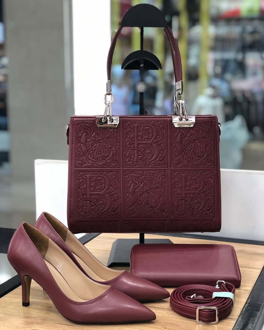 New Arrival! Now available in a brand-new colour way.