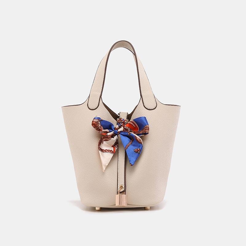 Everyday chic chic Hermes Lusciette basket bag in 8 Different colour